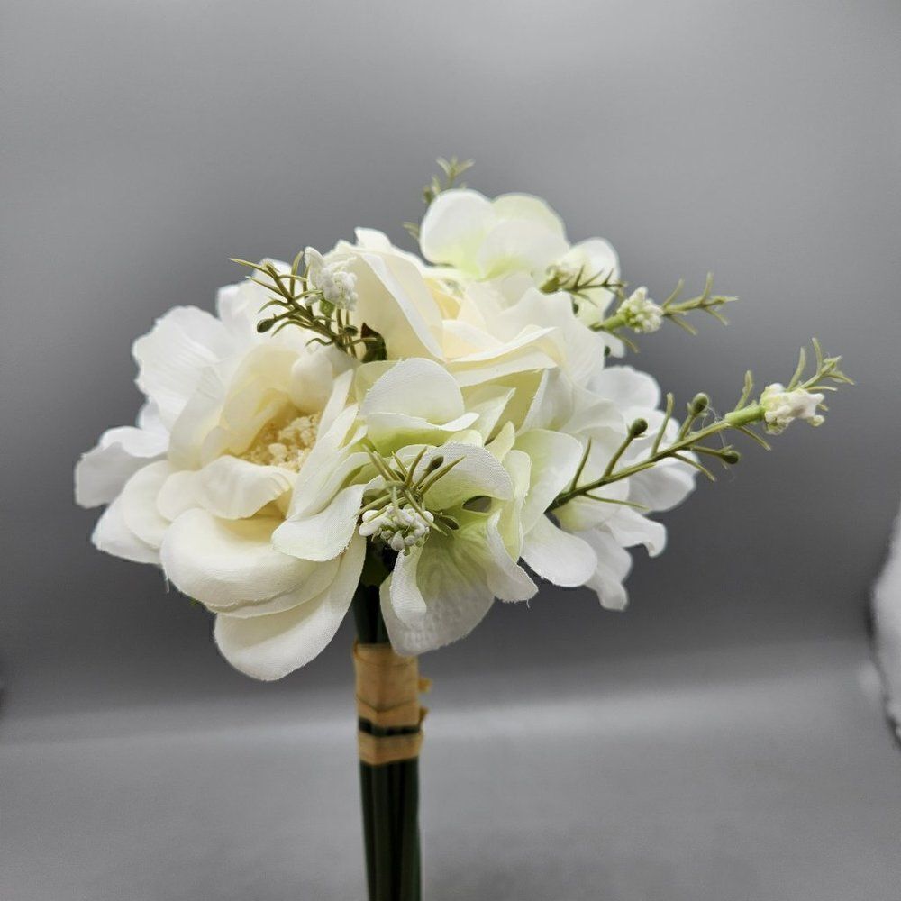 Artificial Floral Small Boquet White Wedding Party Decor Crafts Centerpiece